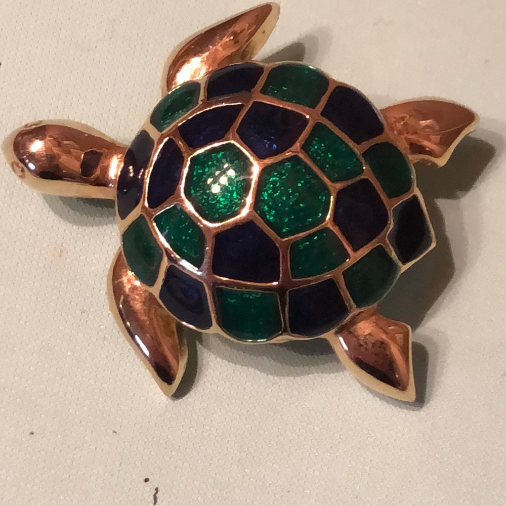 🐢CUTE GOLD TONE TURTLE BROOCH🐢